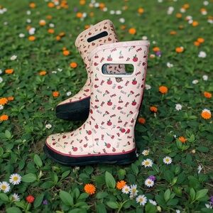 BOGS Bloom 🍒 Rain Boots